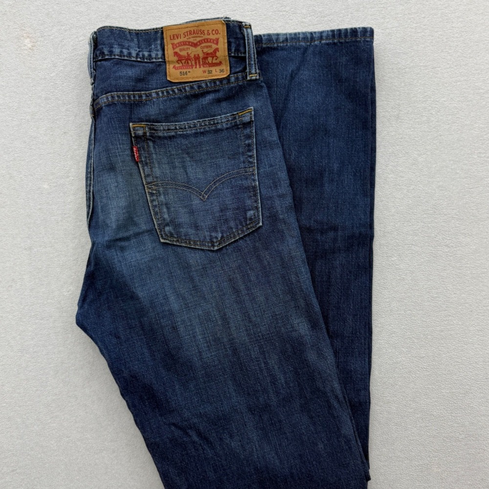 Levi 514 Straight Fit Jeans Mens 32x36 Blue Medium Wash Denim Pants